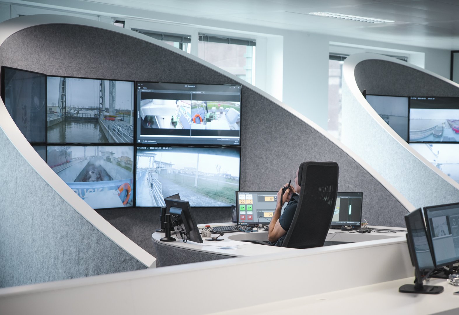 A Seafar operator guiding a vessel from the Remote Operating Center